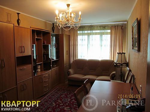 Sell 2-room apartment. Киев,  Чешская — photo 1