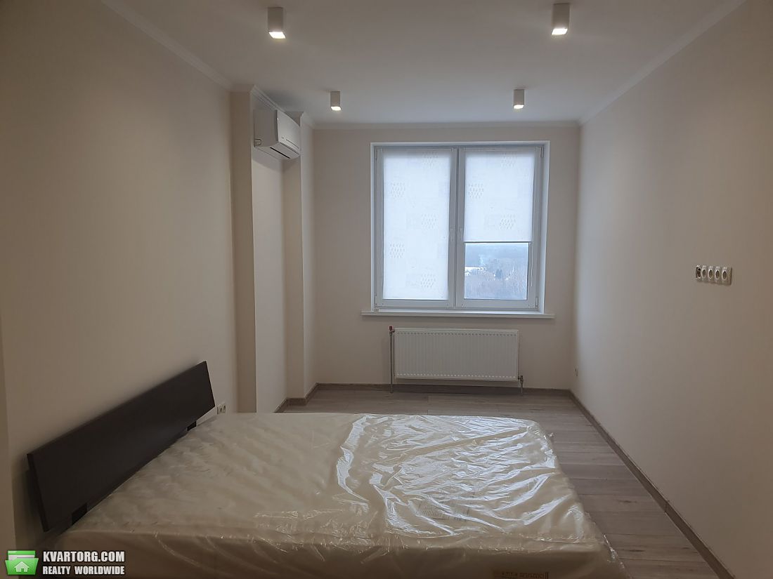 Rent out 1-room apartment. Киев,  Глушкова пр — photo 8