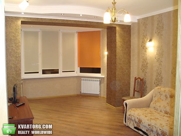 Rent out 2-room apartment. Киев,  Борщаговская — photo 1
