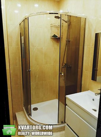 Rent out 2-room apartment. Киев,  Александровская — photo 7