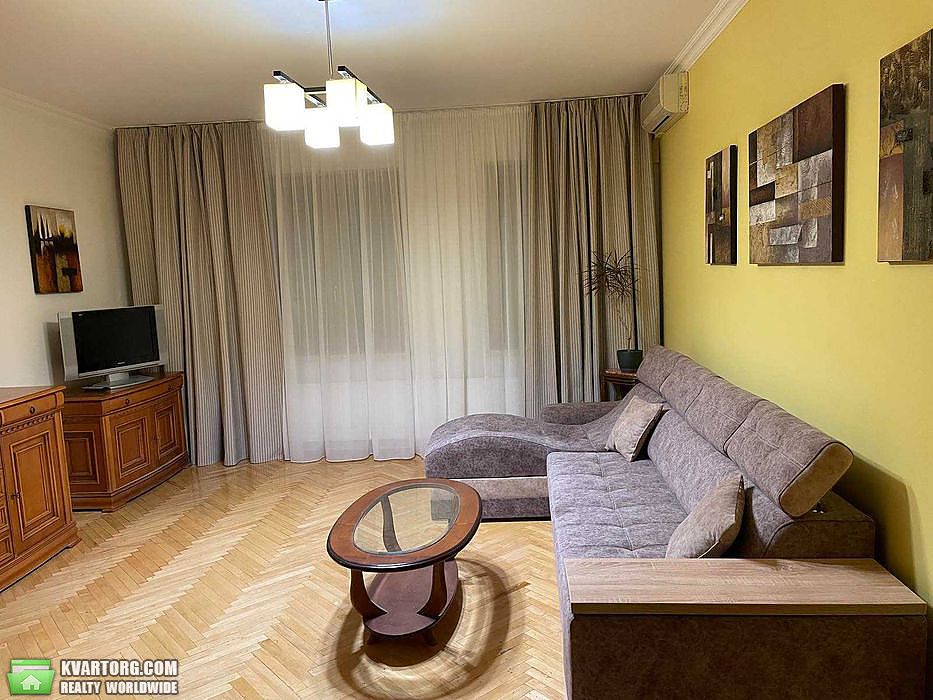 Rent out 2-room apartment. Киев,  Ярославов Вал — photo 2