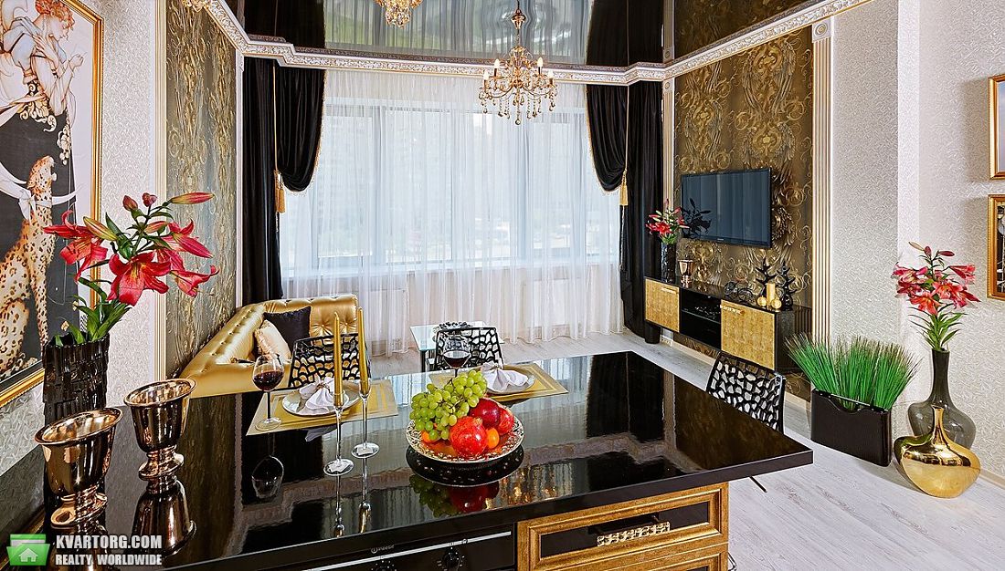 Sell 1-room apartment. Киев,  Днепровская набережная — photo 2