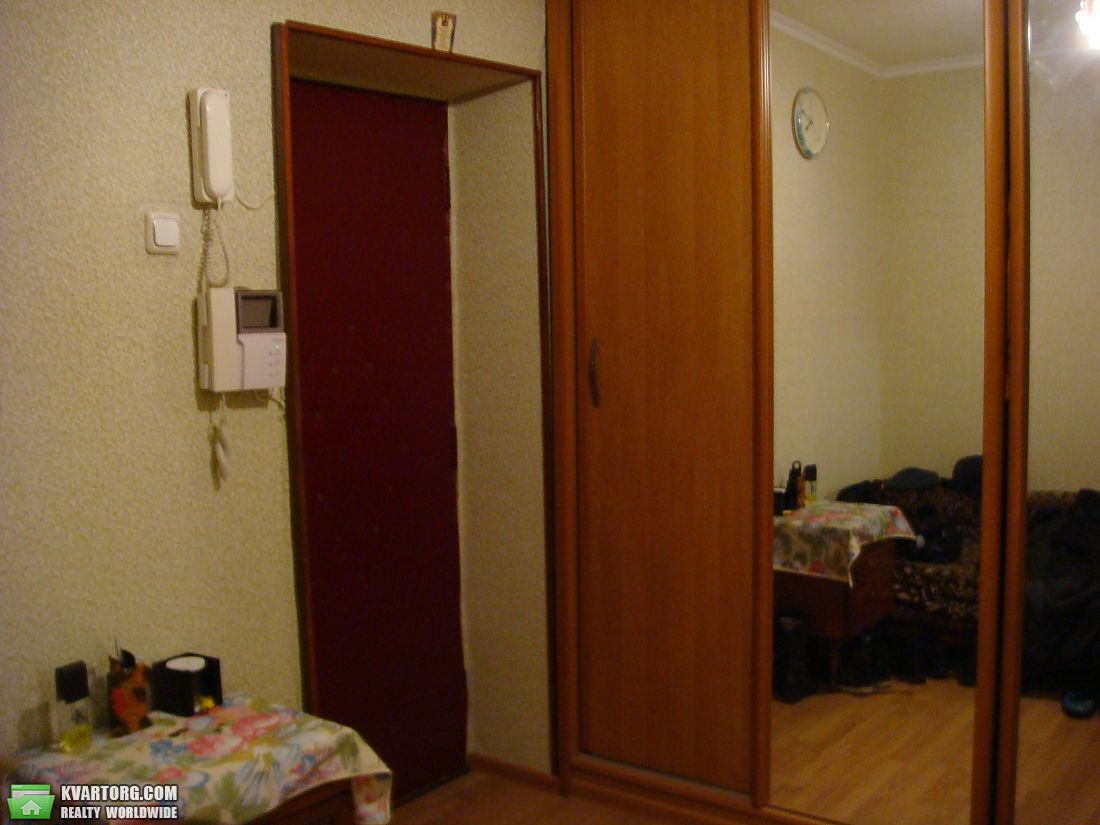 Sell 3-room apartment. Киев,  Симиренко — photo 9