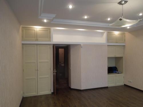 Sell office. Киев, Петра Сагайдачного — photo 2
