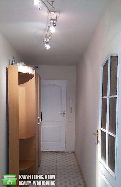Rent out 3-room apartment. Киев, Челябинская — photo 1