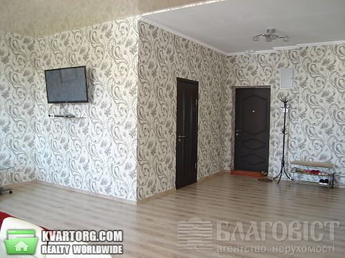 Sell 2-room apartment. Киев, Щорса — photo 3