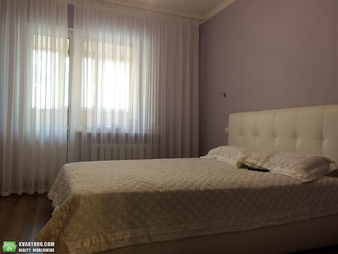 Sell 2-room apartment. Киев,  Урловская — photo 3