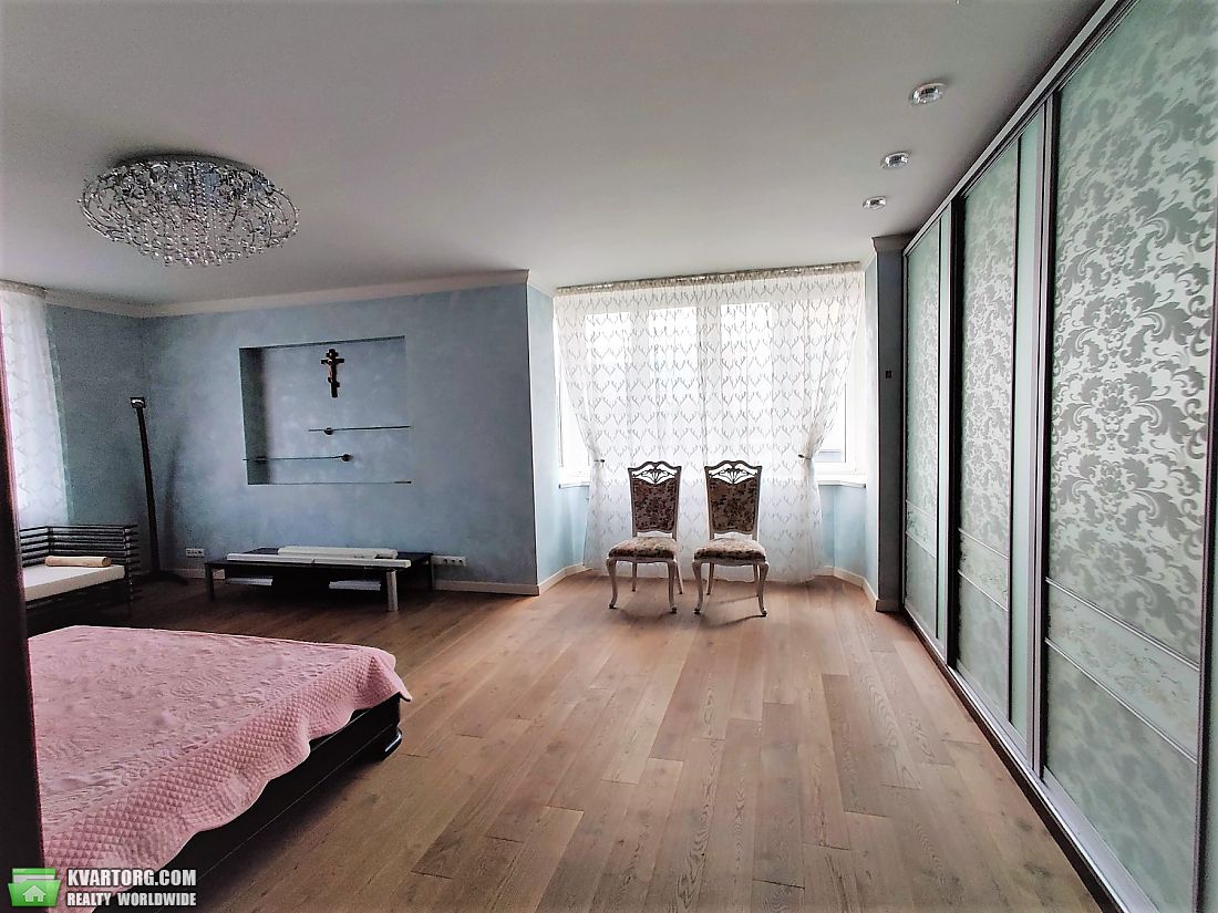 Rent out 2-room apartment. Киев,  Тычины пр — photo 5