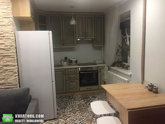 Rent out 2-room apartment. Киев,  Кустанайская — photo 3