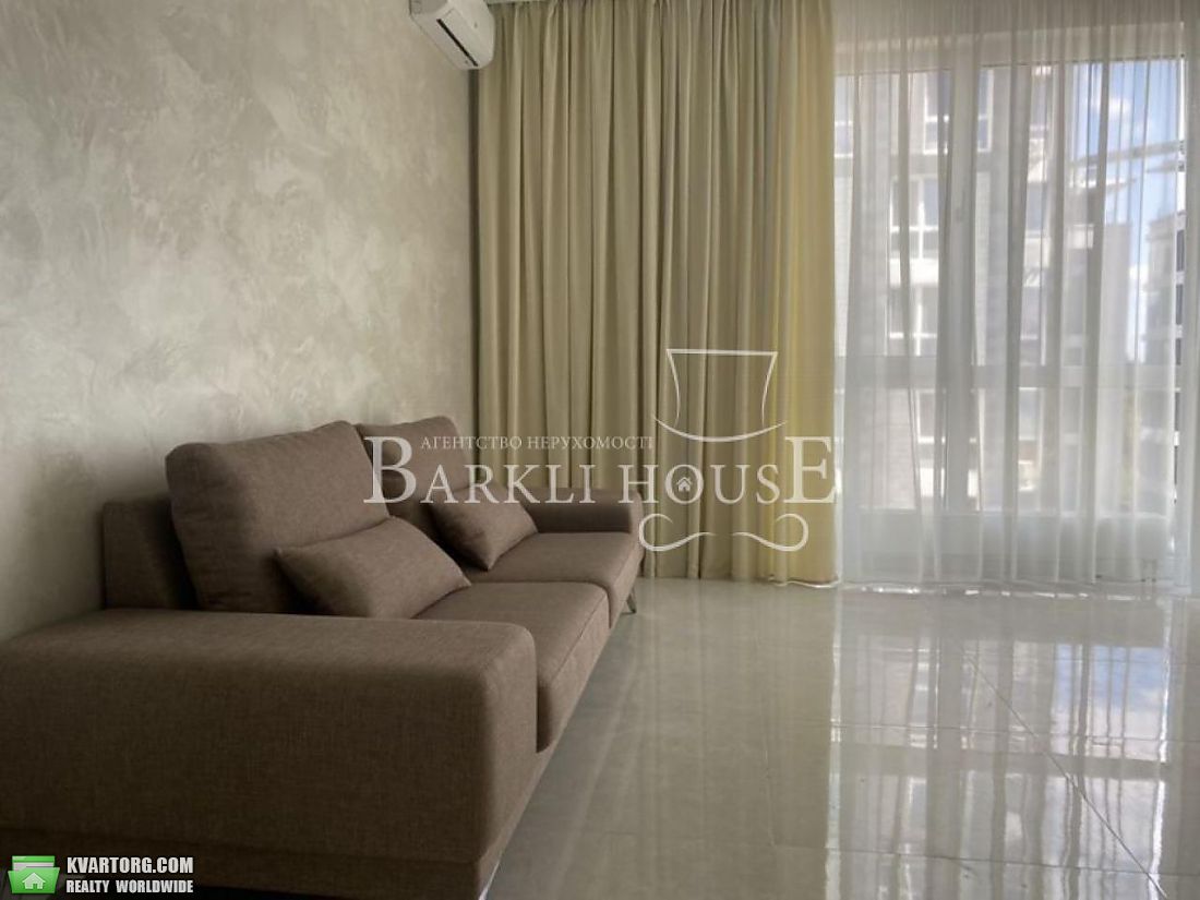 Rent out 2-room apartment. Киев,  Лейпцигская — photo 3