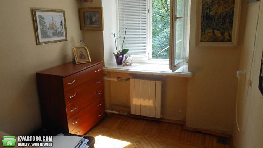 Sell 2-room apartment. Киев,  Дегтяревская — photo 2