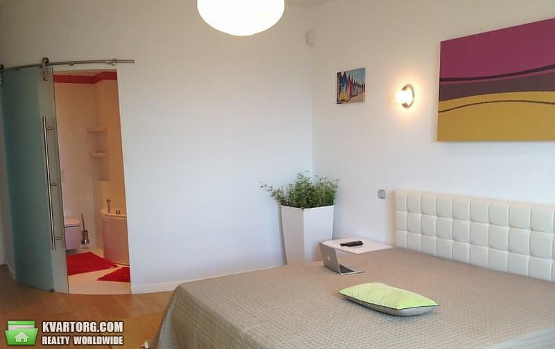 Rent out 2-room apartment. Киев,  Зверинецкая — photo 6