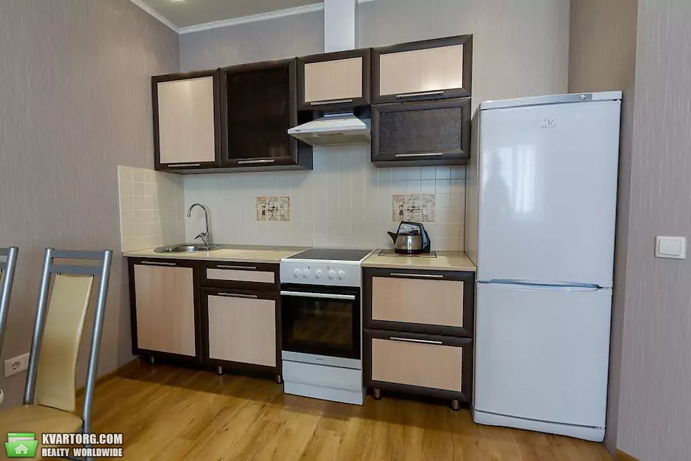 Rent out 1-room apartment. Киев,  Чавдар — photo 2