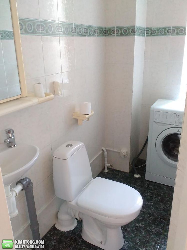 Rent out 4-room apartment. Киев,  Антоновича — photo 10