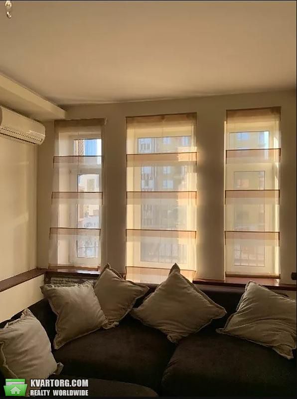 Rent out 3-room apartment. Киев,  Паньковская — photo 7