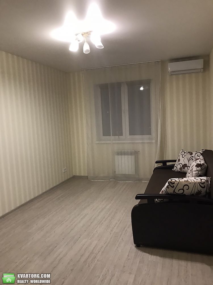 Rent out 1-room apartment. Киев,  Кондратюка — photo 9