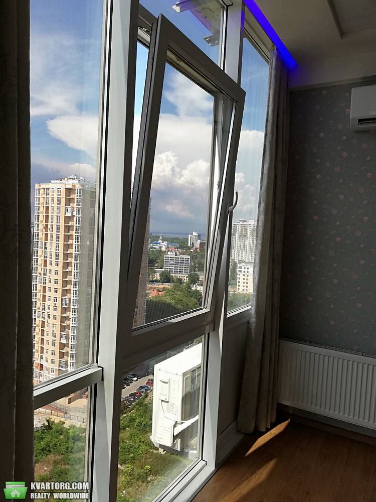 Rent out 1-room apartment. Одесса, Люстдорфская дорога — photo 3
