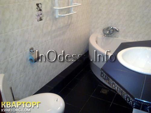 Rent out 3-room apartment. Одесса, Александровский пр. — photo 10