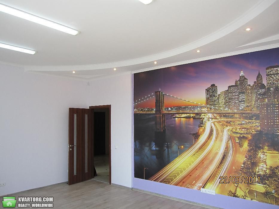 Rent out office. Киев, ул. Срибнокильская — photo 1