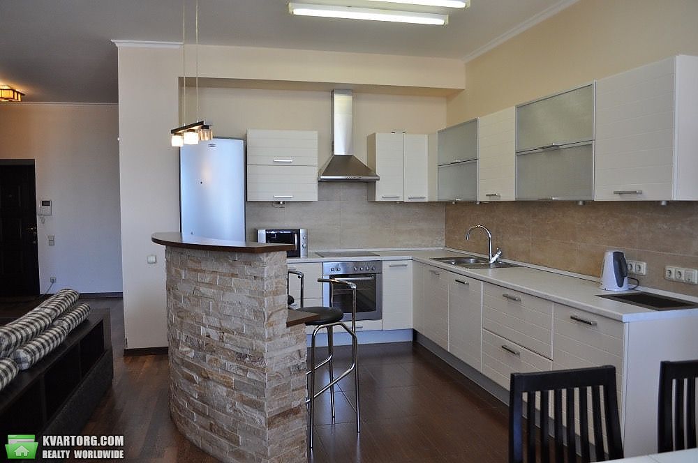 Rent out 4-room apartment. Киев,  Саксаганского — photo 4