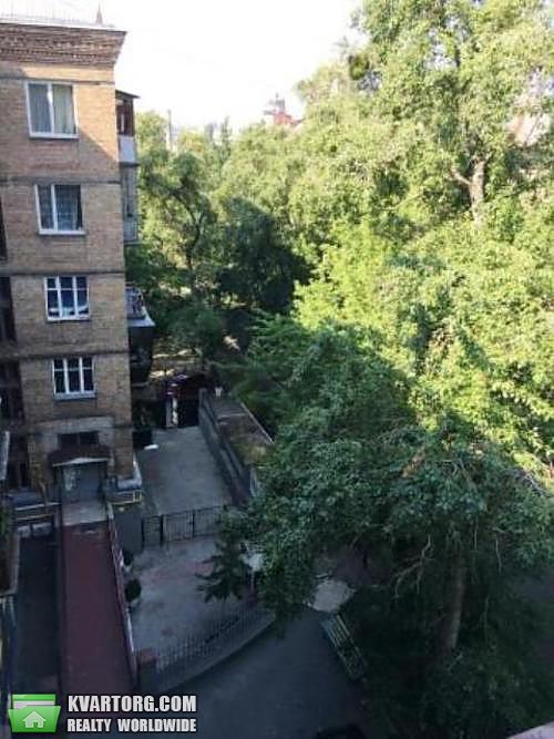 Sell 2-room apartment. Киев,  Щорса — photo 2