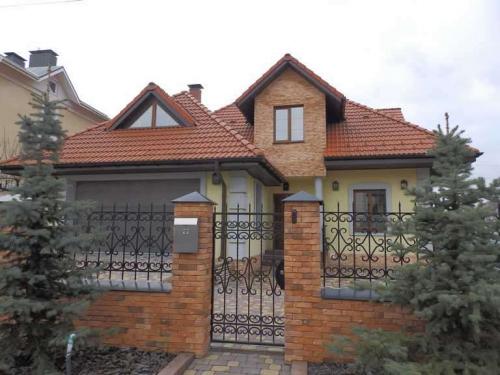 Sell house. Киевская обл., ивана франка — photo 2