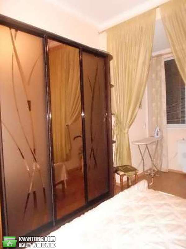 Rent out 2-room apartment. Киев,  Богдана Хмельницкого — photo 5