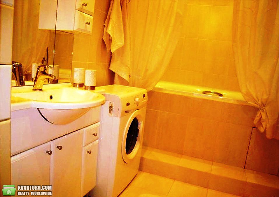 Rent out 2-room apartment. Киев, Коновальца — photo 4