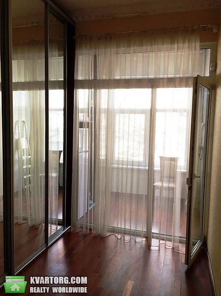 Sell 4-room apartment. Киев,  Гоголевская — photo 8