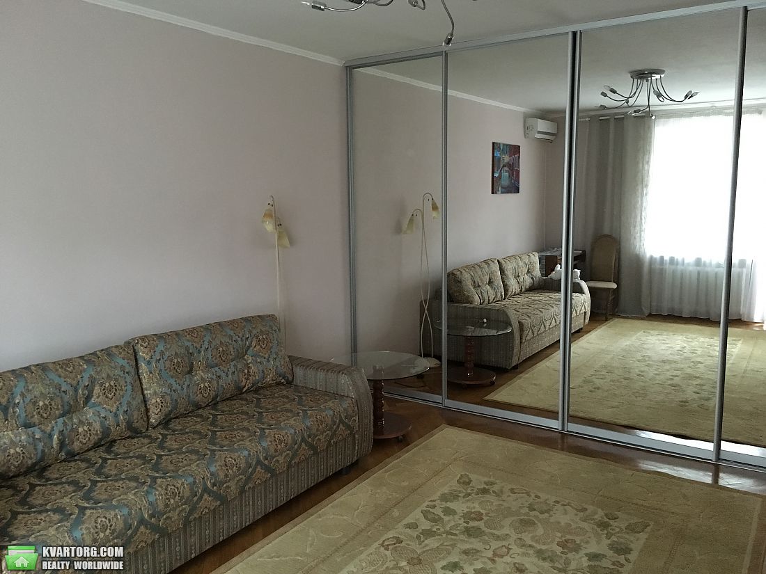Rent out 1-room apartment. Киев,  Предславинская — photo 7