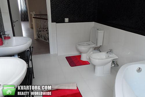 Rent out house. Киев, Лесная — photo 3