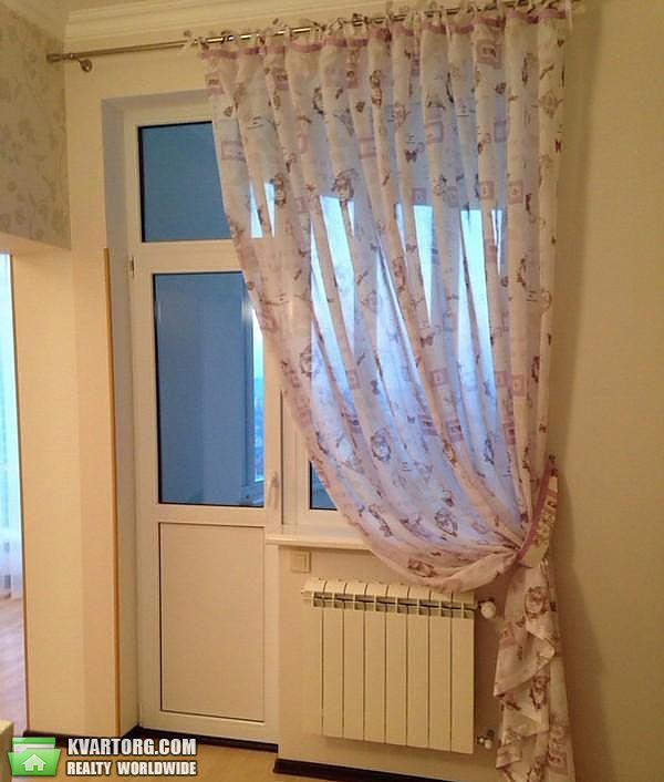 Rent out 2-room apartment. Киев,  Барбюса — photo 2
