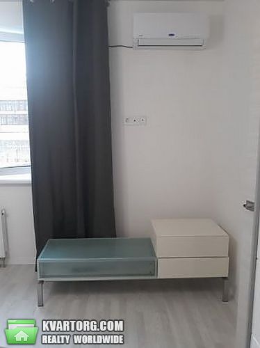 Rent out 1-room apartment. Киев,  Героев Севастополя — photo 10