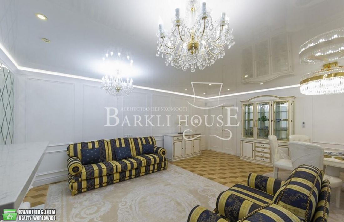 Rent out 4-room apartment. Киев,  Нижний Вал — photo 9