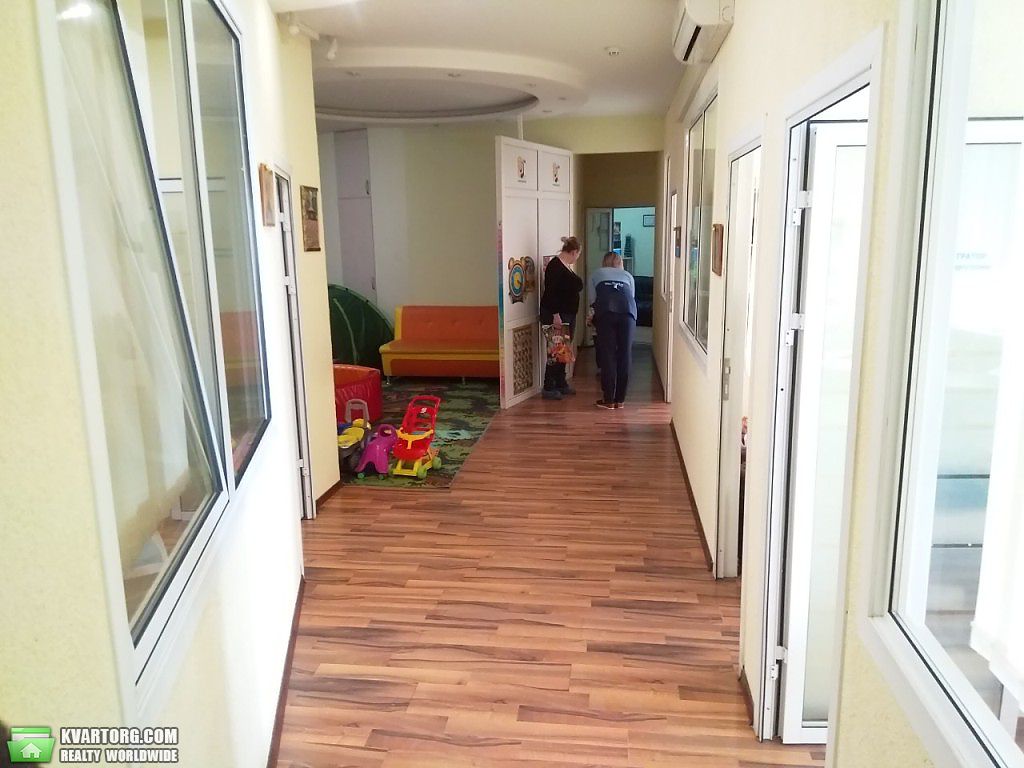 Rent out office. Киев, Драгоманова — photo 8