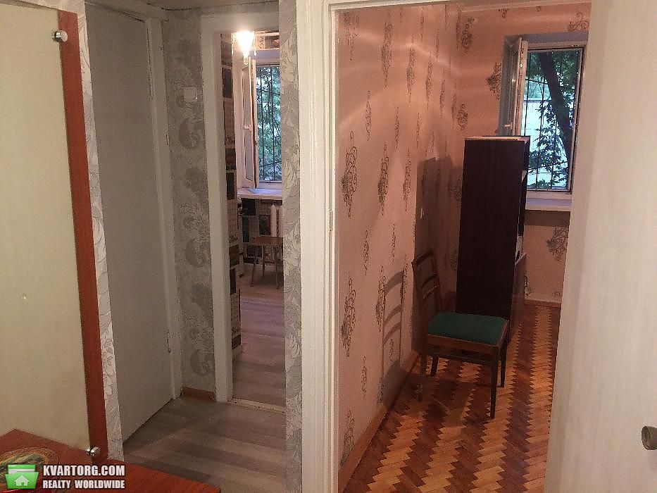 Sell 2-room apartment. Киев,  Краковская — photo 3
