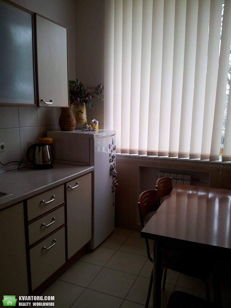 продам 4-комнатную квартиру. Киев,   Вышгородская - фото 2