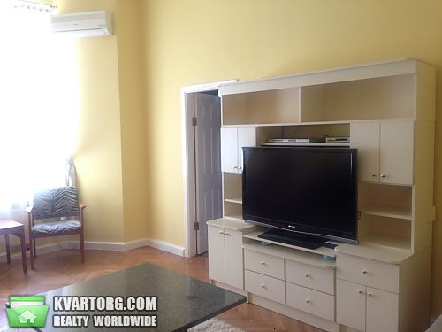Rent out 4-room apartment. Киев, Антоновича — photo 1