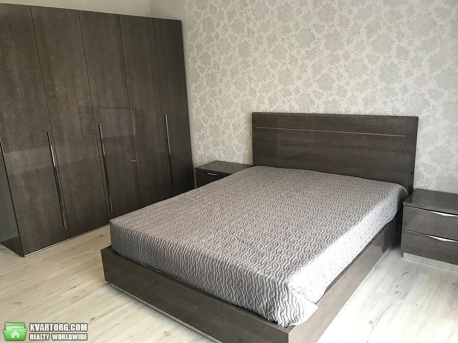 Rent out 2-room apartment. Киев,  Метрологическая — photo 6