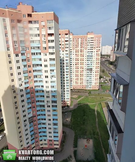 Sell 3-room apartment. Киев,  Милославская — photo 1