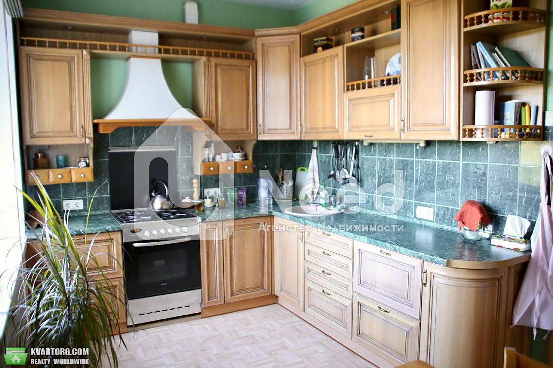 Sell 3-room apartment. Киев,  Ялтинская — photo 1