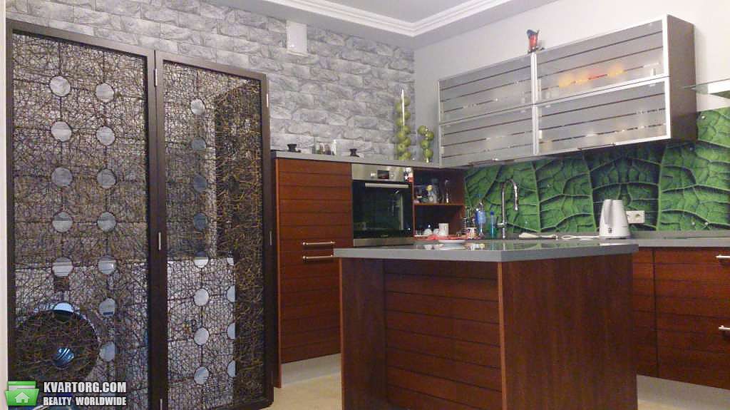 Rent out 2-room apartment. Киев,  Голосеевская — photo 1