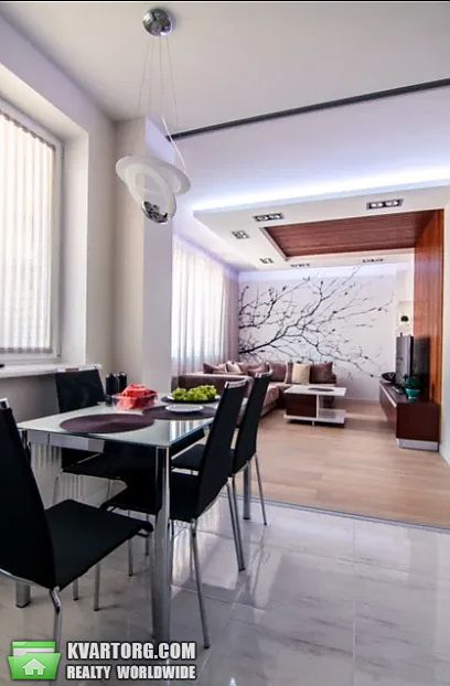 Rent out 2-room apartment. Киев,  Моторный пер — photo 4