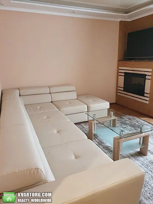 Rent out 2-room apartment. Львов, Скорини — photo 6