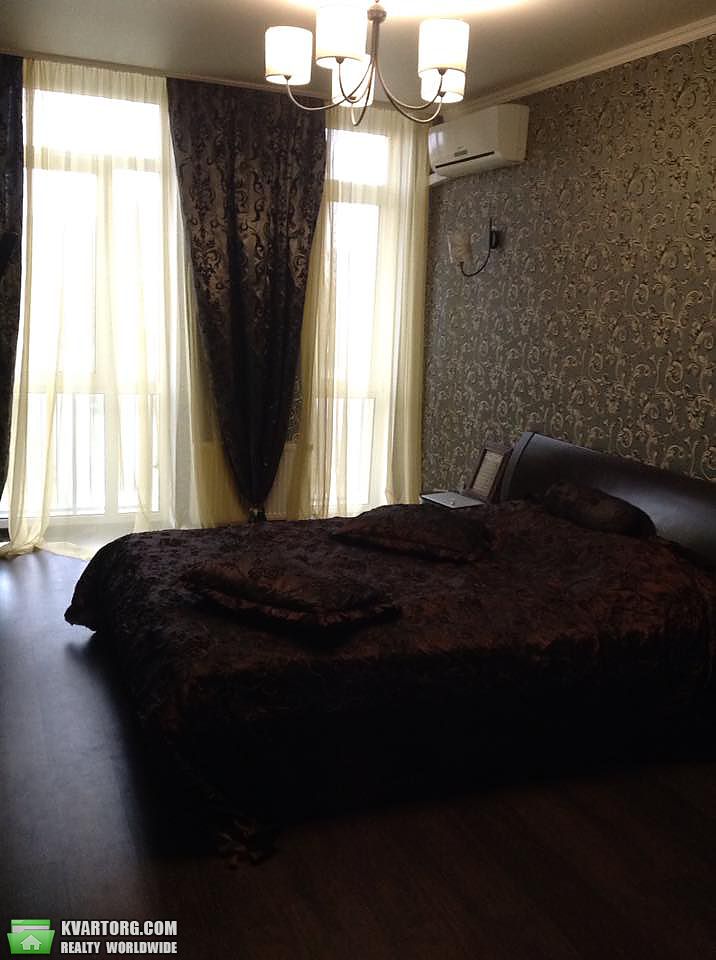 Sell 3-room apartment. Киев,  Воссоединения пр — photo 7