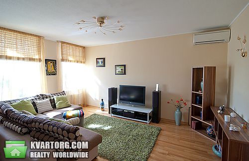 Rent out 3-room apartment. Киев, ул. Степана Руданского — photo 5