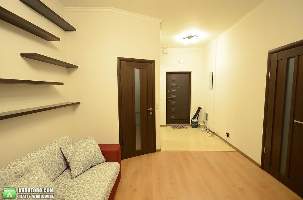 Rent out 2-room apartment. Киев,  Кудряшова — photo 2