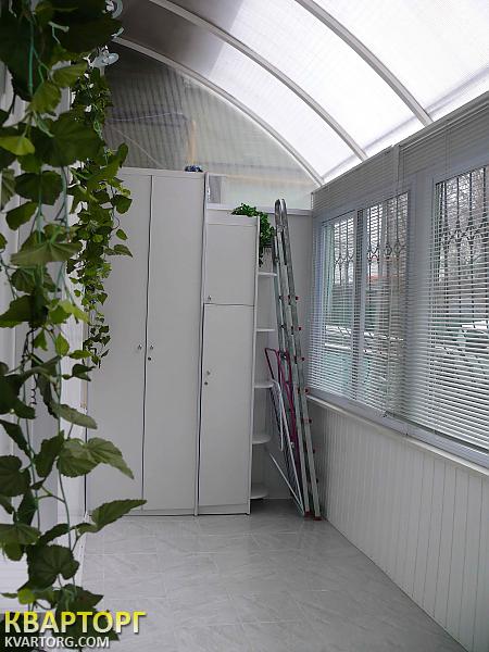 Rent out 2-room apartment. Киев,  Михайловская — photo 3