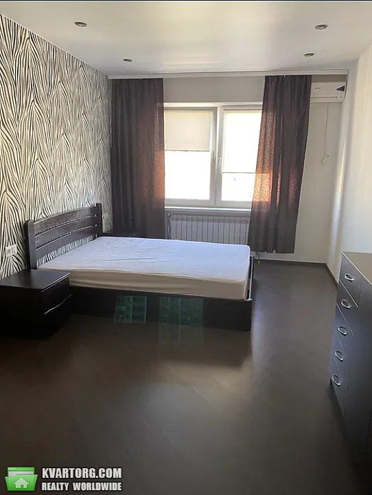 Rent out 1-room apartment. Киев,  Ломоносова — photo 1