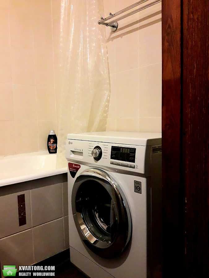 Sell 3-room apartment. Киев,  Свободы пр — photo 9